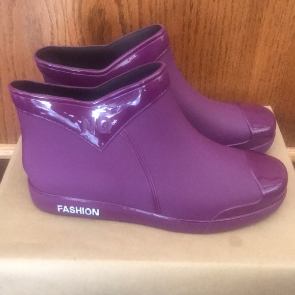 “NEW ARRIVALS” NQ fashion women’s rain boots, non-slip wear-resistant size 9.5 - Picture 2 of 10